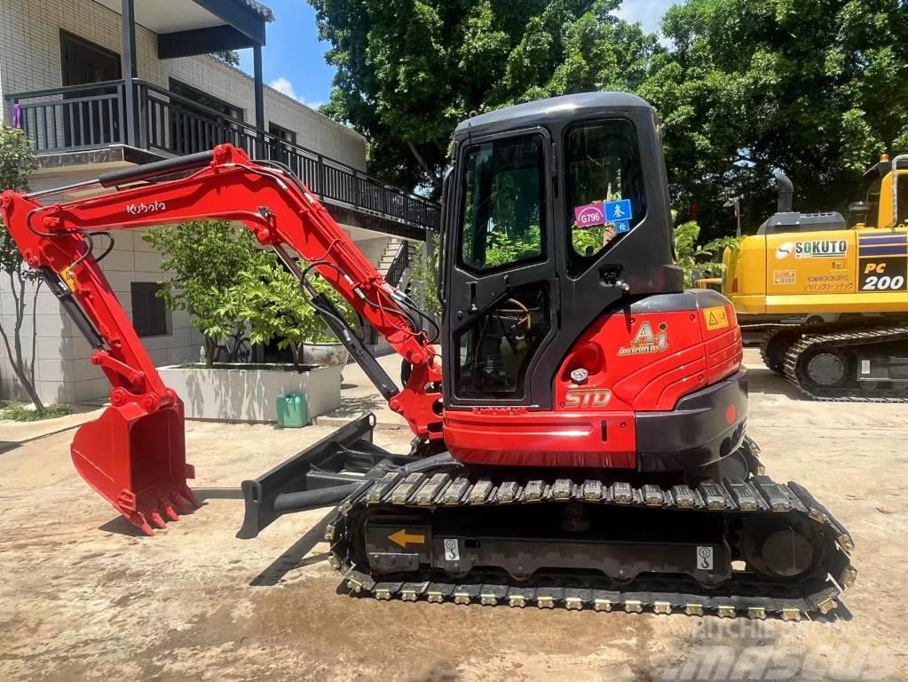 Kubota KX155-3 Crawler excavators