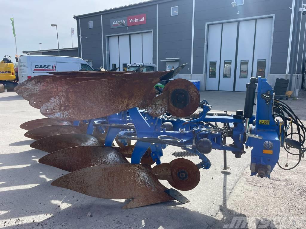New Holland PHV 5875H Reversible ploughs