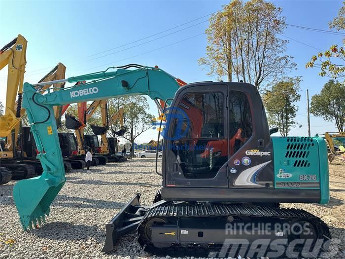 Kobelco SK75 Crawler excavators