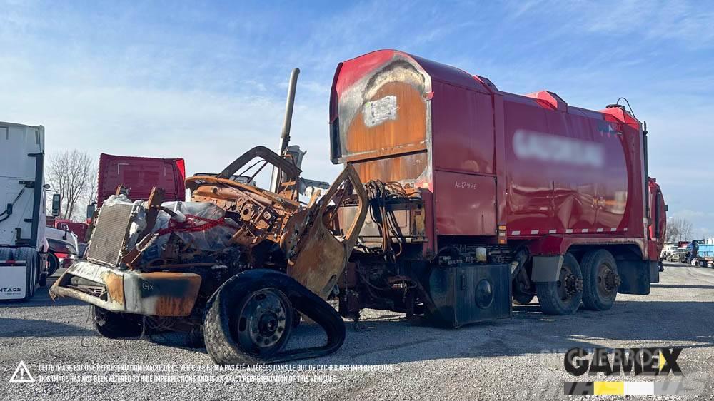 Freightliner M2 106 BURNT GARBAGE TRUCK / RECYCLING TRUCK Tractor Units