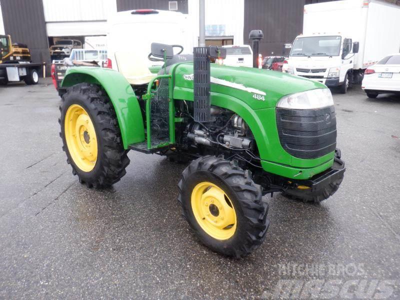 John Deere 484 Tractors
