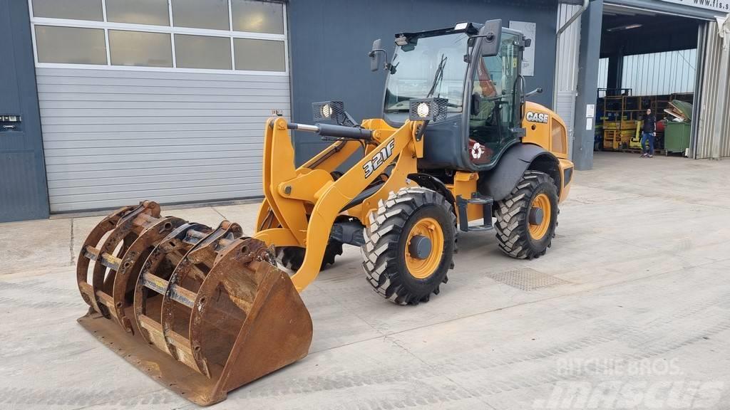 CASE 321F - NEW TYRES Wheel loaders