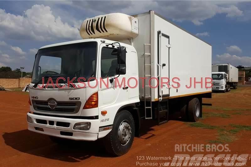Hino 500,1626, WITH INSULATED BODY AND MT450 UNIT Other trucks