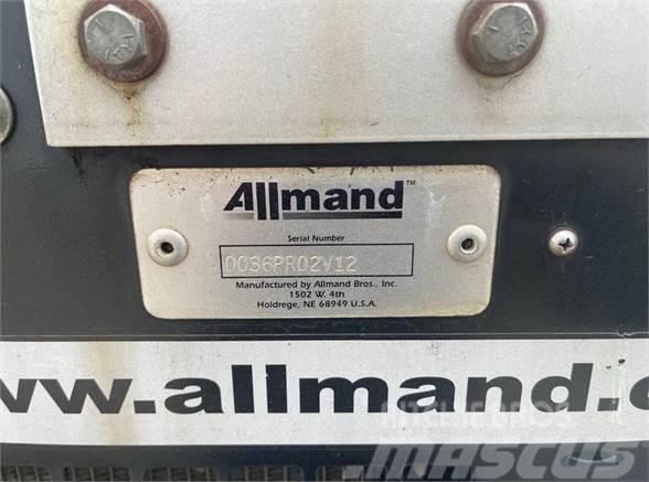 Allmand Bros NIGHT-LITE PRO II Light towers