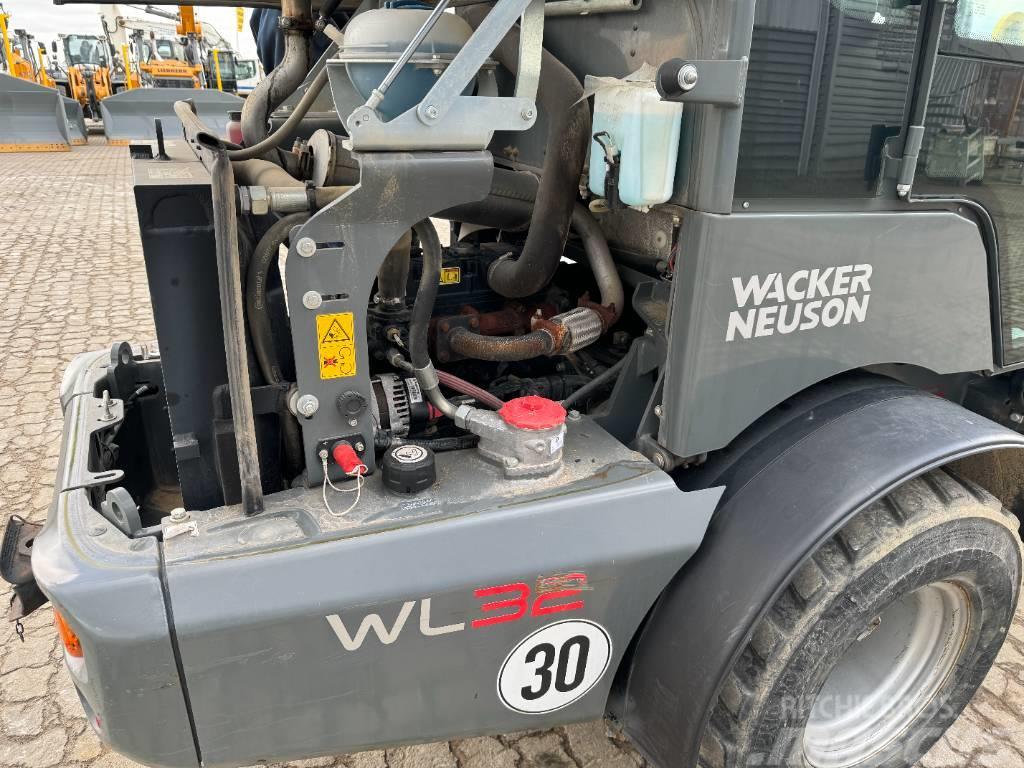 Wacker Neuson WL 32 Wheel loaders