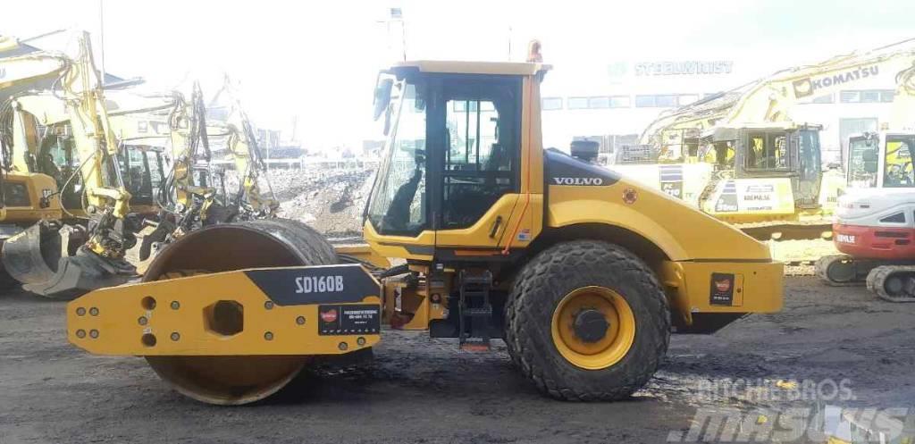 Volvo SD 160 B *uthyres / only for rent* Single drum rollers
