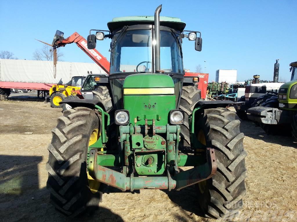 John Deere 2850 Tractors