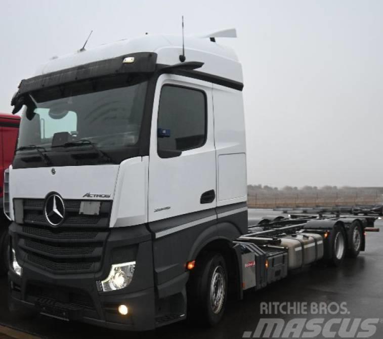 Mercedes-Benz Actros 2545 LnR MP5 E6 / 2021/ Low Deck / Mega / Container Frame trucks