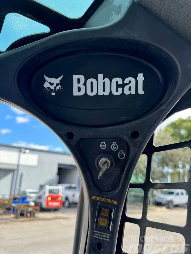 Bobcat T 740 Skid steer loaders