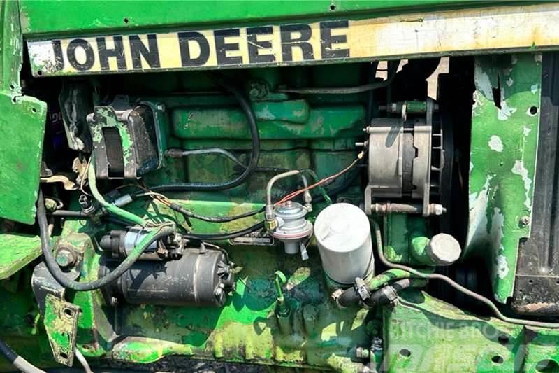 John Deere 2140 Tractors