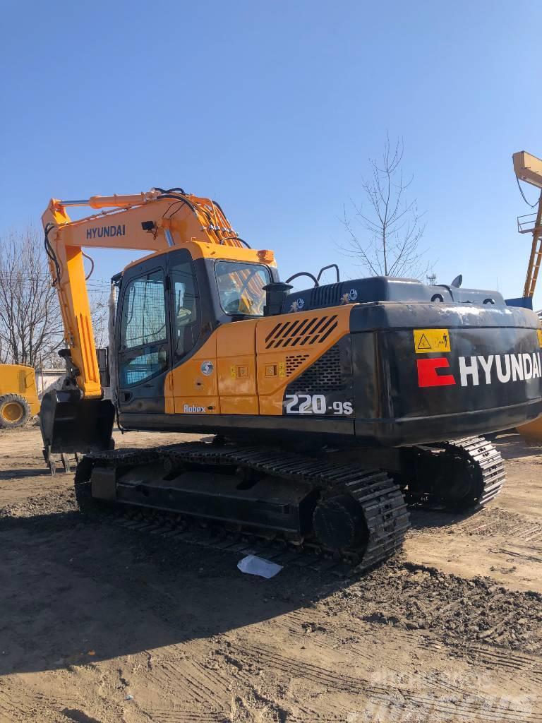 Hyundai 220-9s Crawler excavators