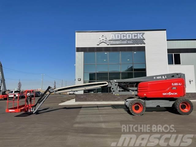 SkyJack SJ85 AJ Articulating Boom Lift Articulated boom lifts