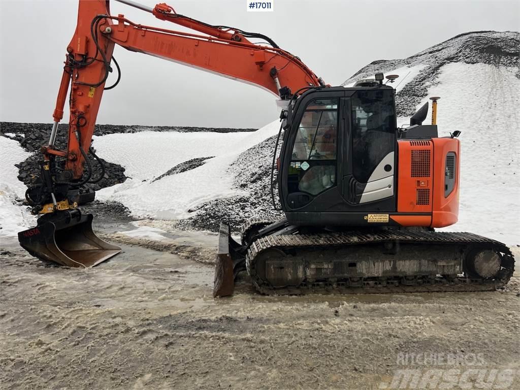 Hitachi ZX135us-6 excavator w/ gps, digging bucket, cleani Crawler excavators