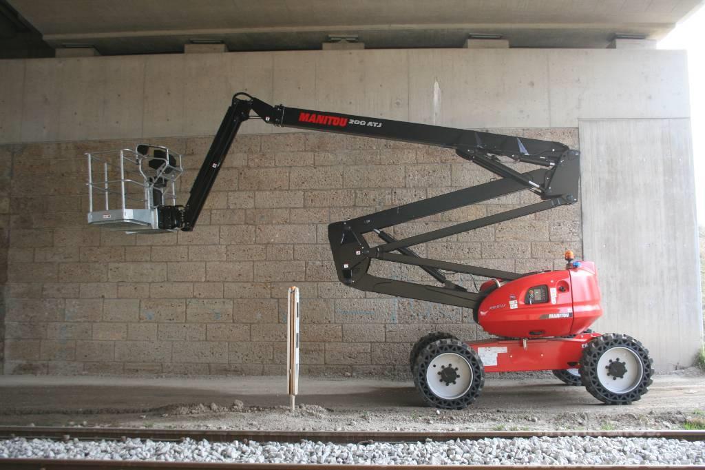Manitou 200 ATJ Other lifts and platforms