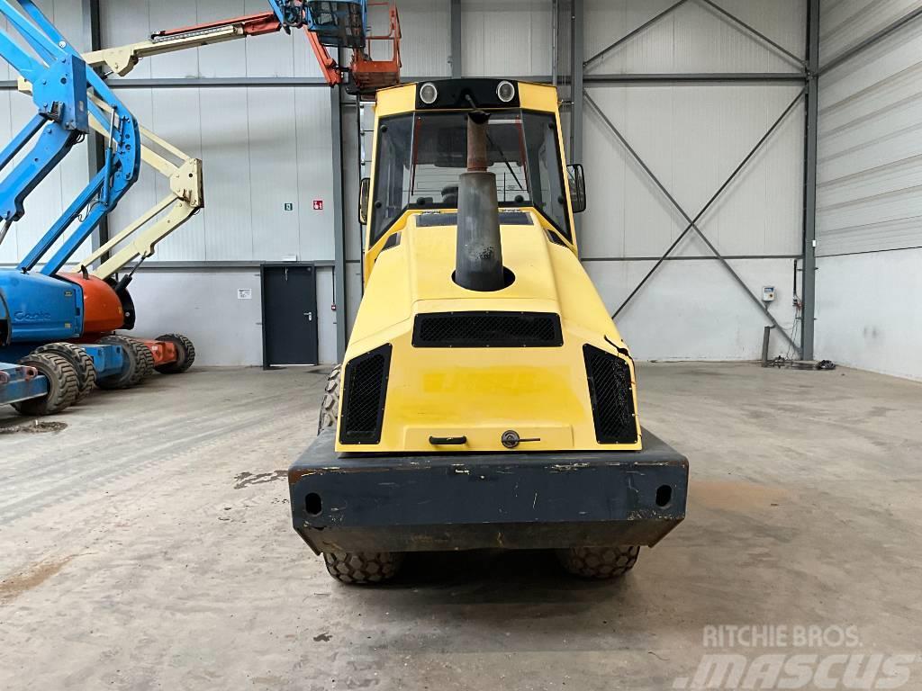 Bomag BW 177 D-4 Pneumatic tired rollers