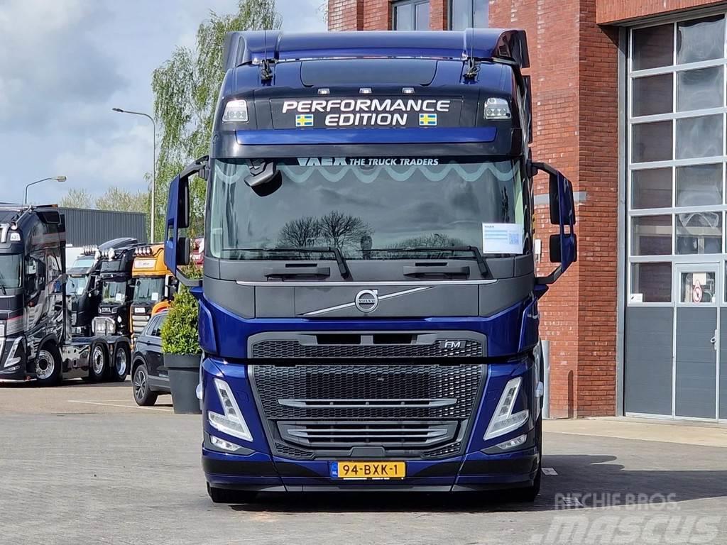 Volvo FM 13.500 Globetrotter 6x2 - Performance Edition - Tractor Units