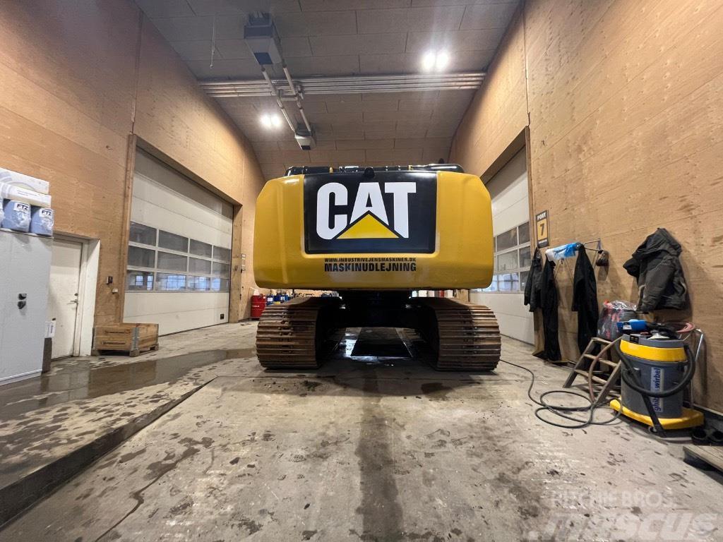 CAT 336 F L Crawler excavators