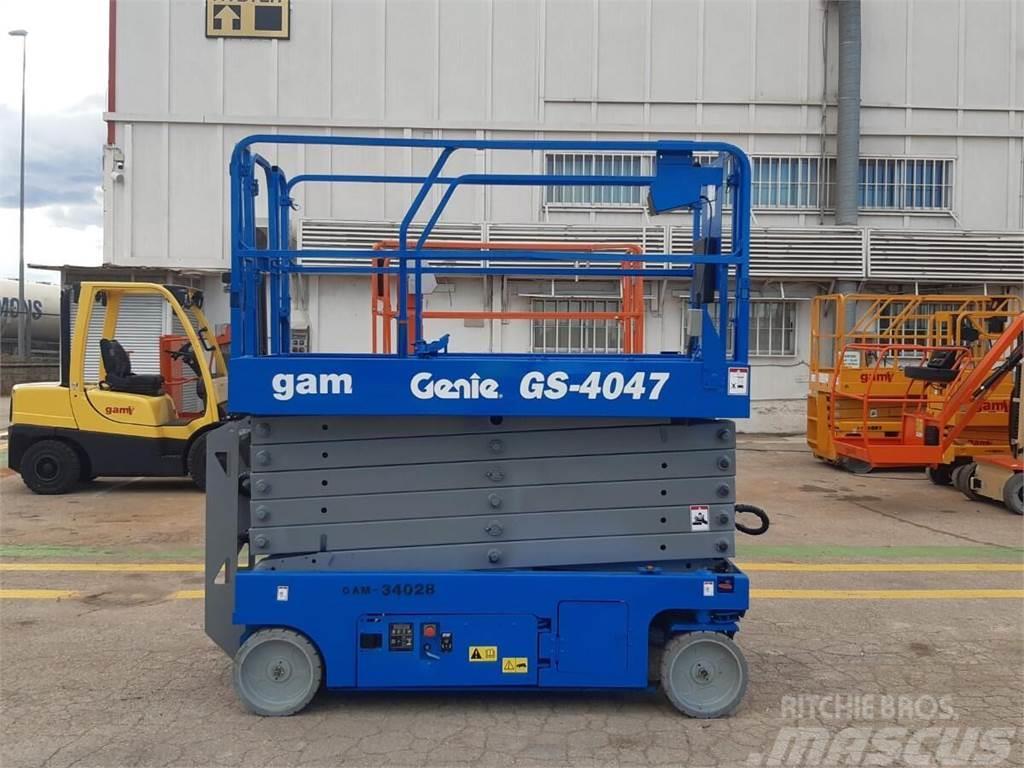 Genie GS-4047 Scissor lifts