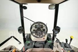 John Deere 3033R Compact tractors