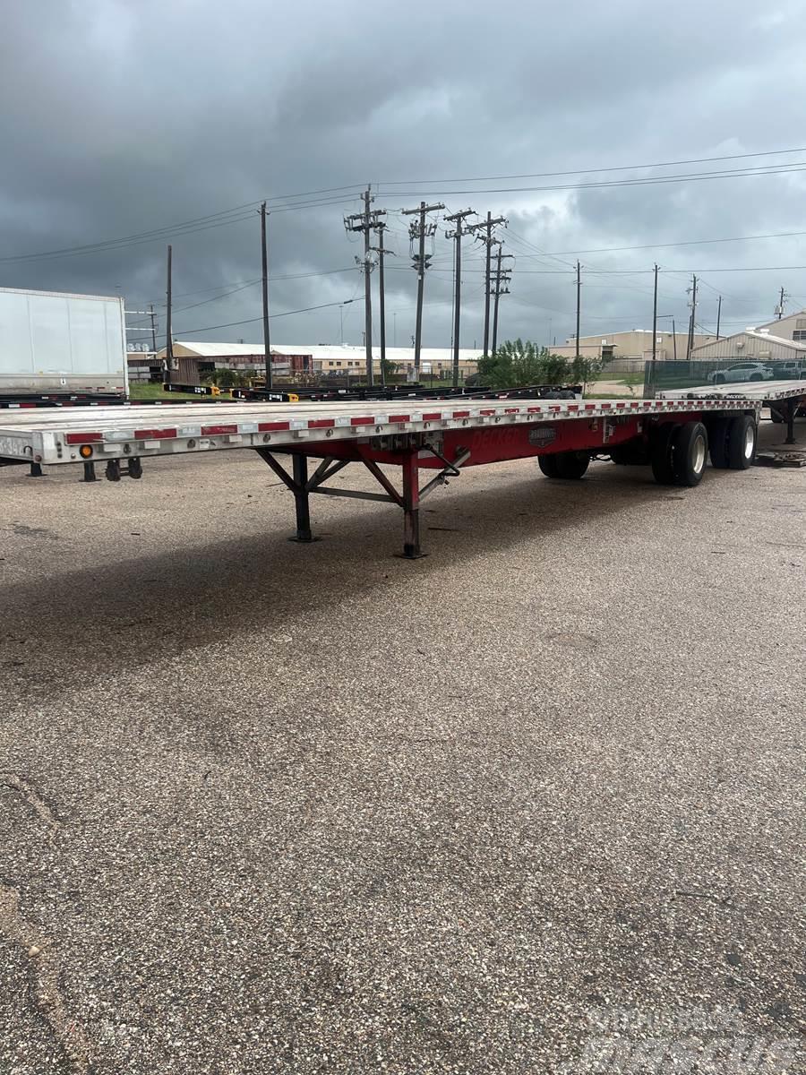 Wilson 48 X 102 FLAT BED Flatbed/Dropside trailers