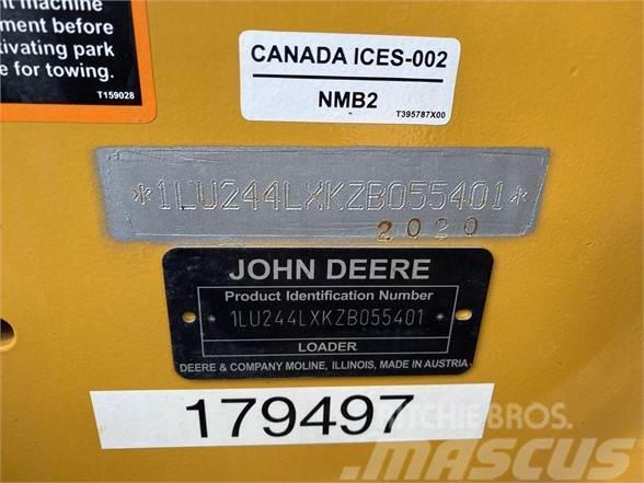 John Deere 244L Wheel loaders