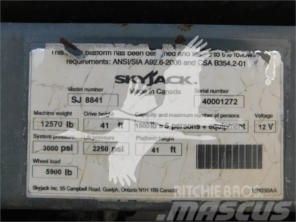 SkyJack SJ8841RT Scissor lifts