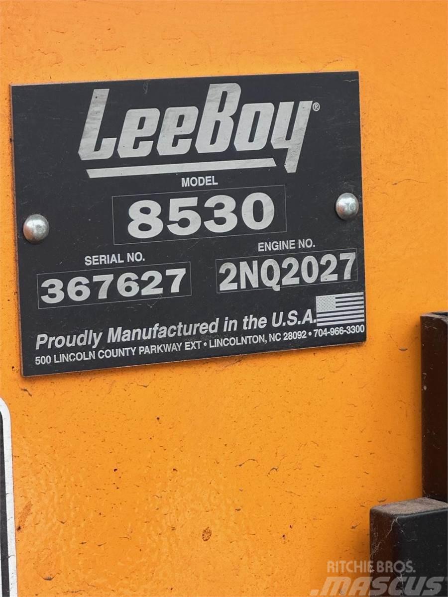 LeeBoy 8530 Asphalt pavers
