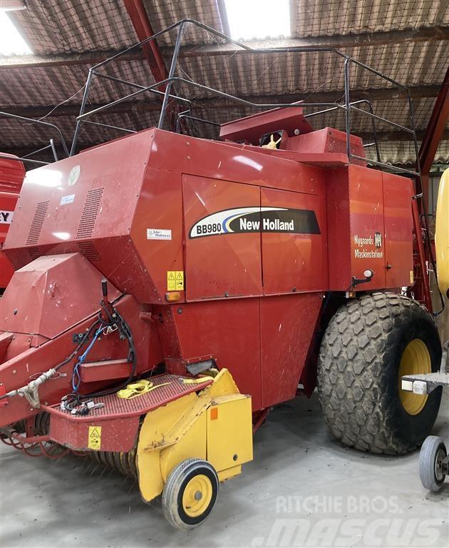 New Holland 980 Square balers