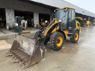 JCB 409