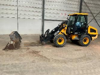 JCB 406 T 4