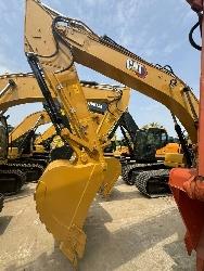 CAT 323GC