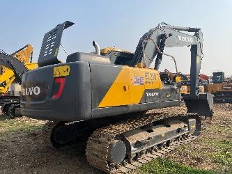 Volvo EC 210