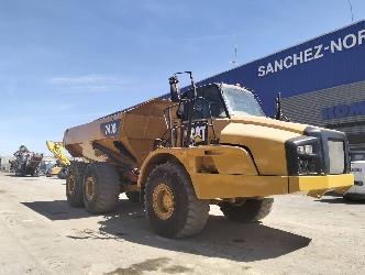 CAT 740 B