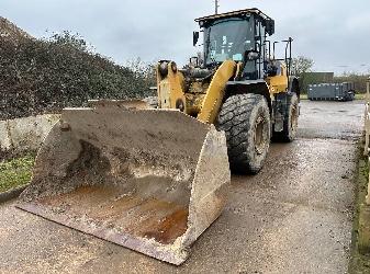 CAT 962 M