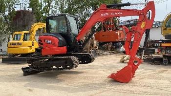 Kubota KX 165