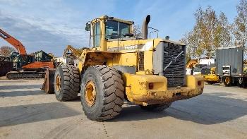Volvo L 220 D