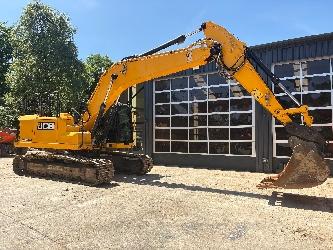 JCB 220X