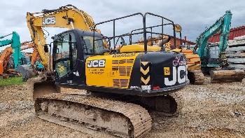 JCB JS 220 LC