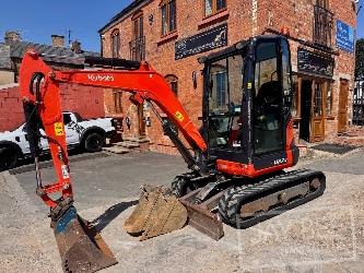 Kubota U 27-4