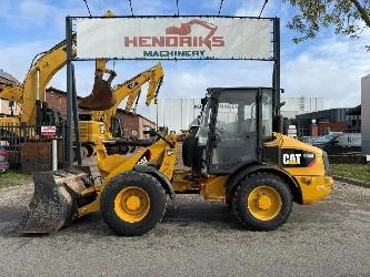CAT 906H