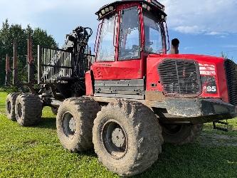 Komatsu 895