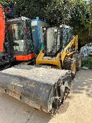 CAT 226 B