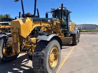 CAT 160 AWD