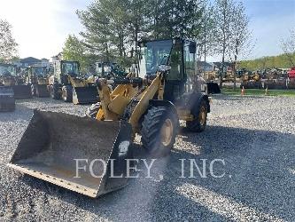 CAT 906H2