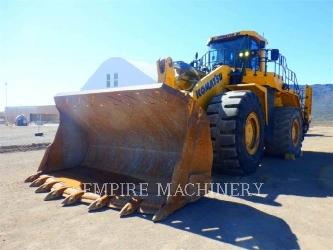 Komatsu WA900-8