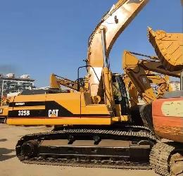 CAT 325 B
