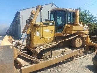 CAT D6T XL