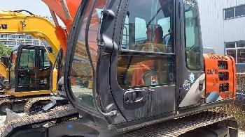 日立 zaxis120