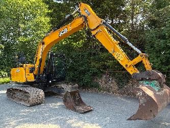 JCB JS 131
