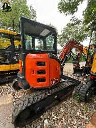 Hitachi U35